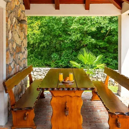 1 With Pool Krk By Guide Βίλα Gostinjac