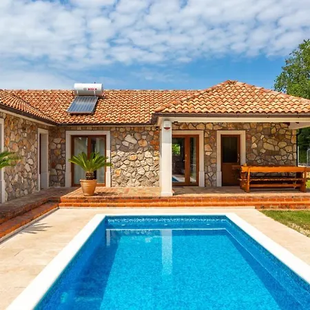 1 With Pool Krk By Guide Βίλα Gostinjac
