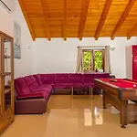 וילה 1 With Pool Krk By Guide