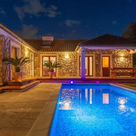 1 With Pool Krk By Guide Villa Gostinjac