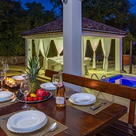 1 With Pool Krk By Guide * Gostinjac